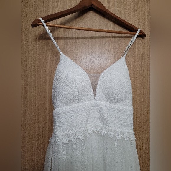 Spaghett Straps Boho Wedding Dress Lace V-NECK White wedding gown dress, Bridal - Picture 3 of 7